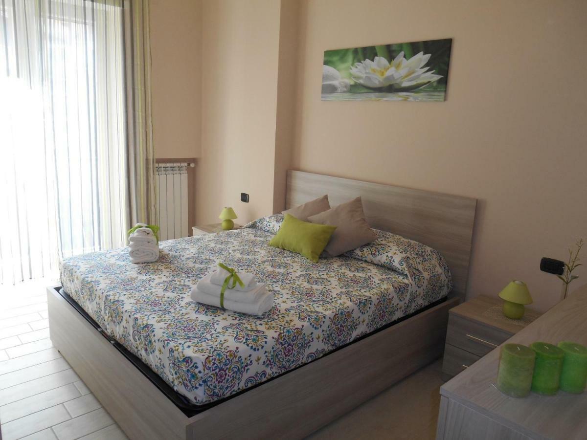 La Collina Di Parthenope Vomero Наполи Екстериор снимка